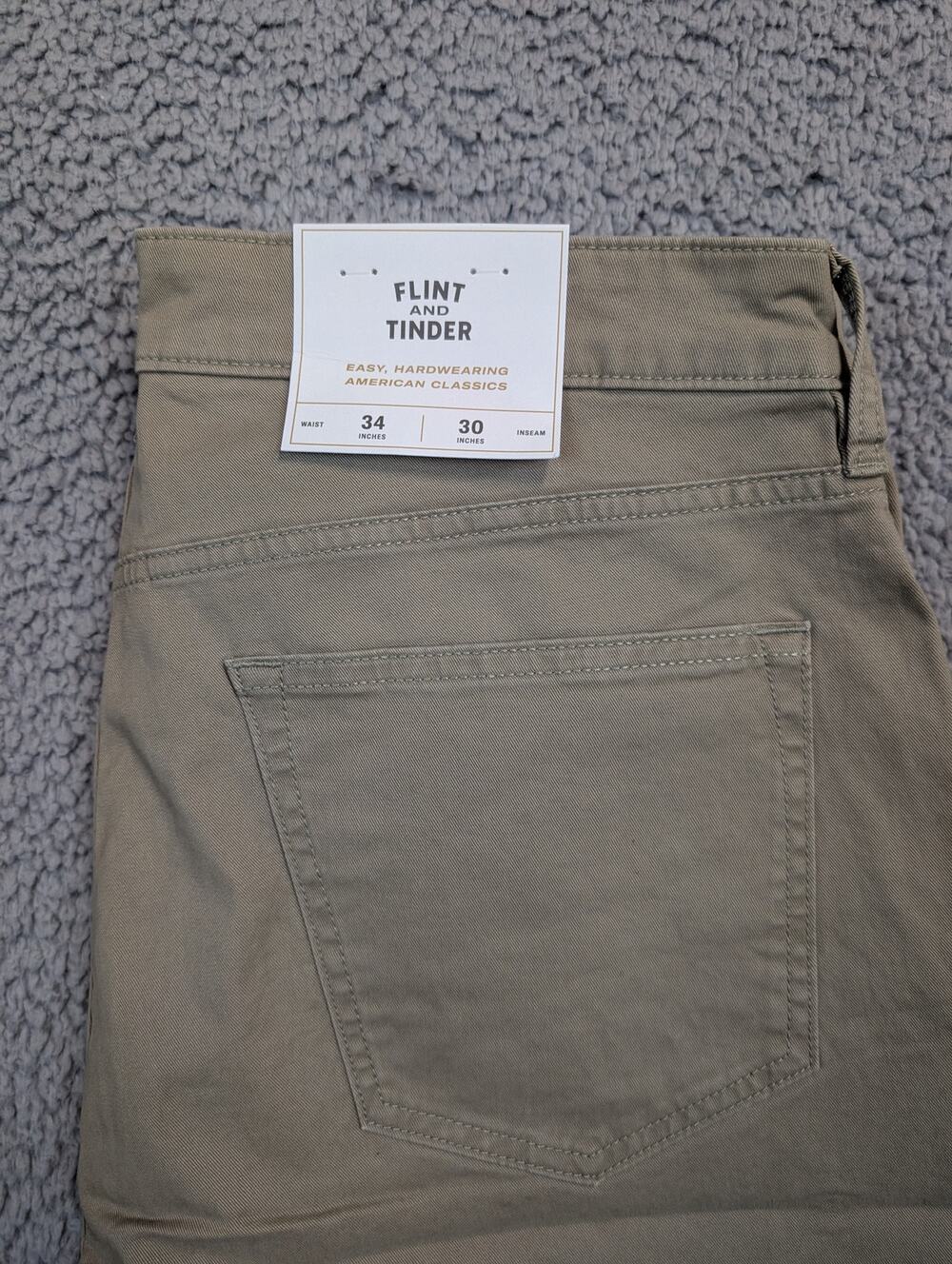 NWT Flint and Tinder Khakis Size 34x30 Tan Classic Fit Straight (1238)